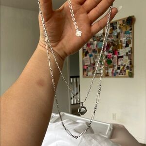 Kendra Scott Silver Pendant Necklace